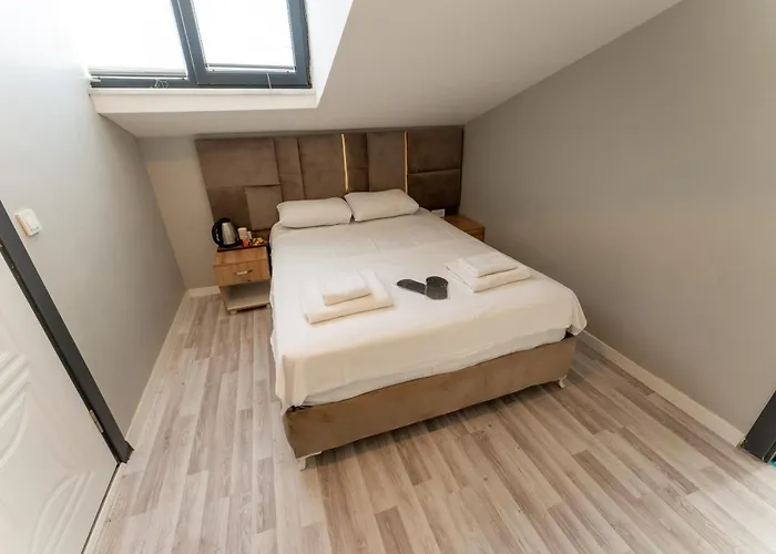 Casa Nova Szálloda *