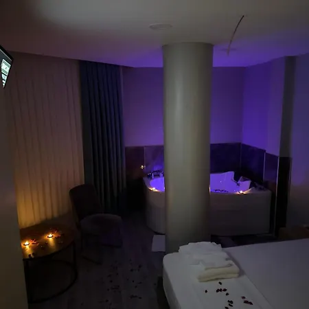 Casa Nova Hotell *