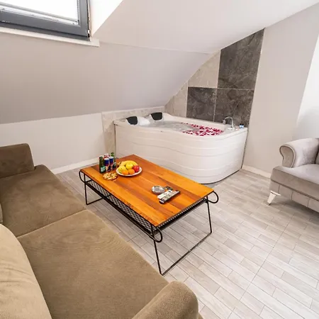 Casa Nova Hotell *